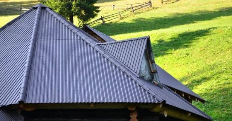 Czym pomalować dach z blachy, aby uniknąć problemów z trwałością?